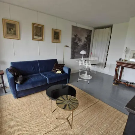 Apartment On Garden Level - Sea View *